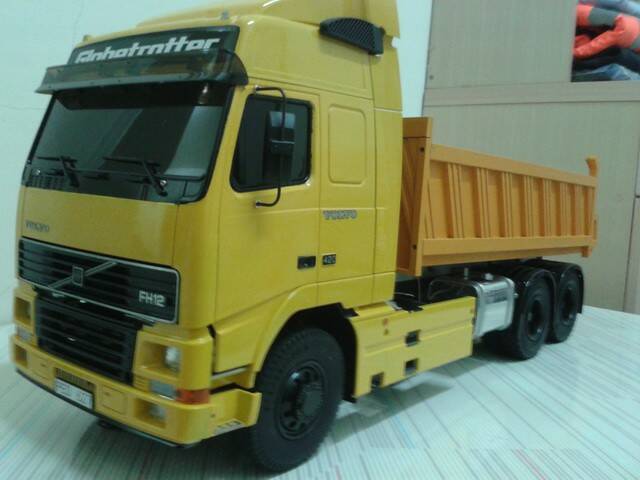 VOLVO 砂石車_1.jpg