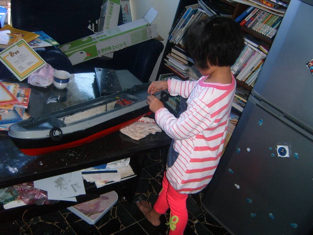 S3703114.JPG