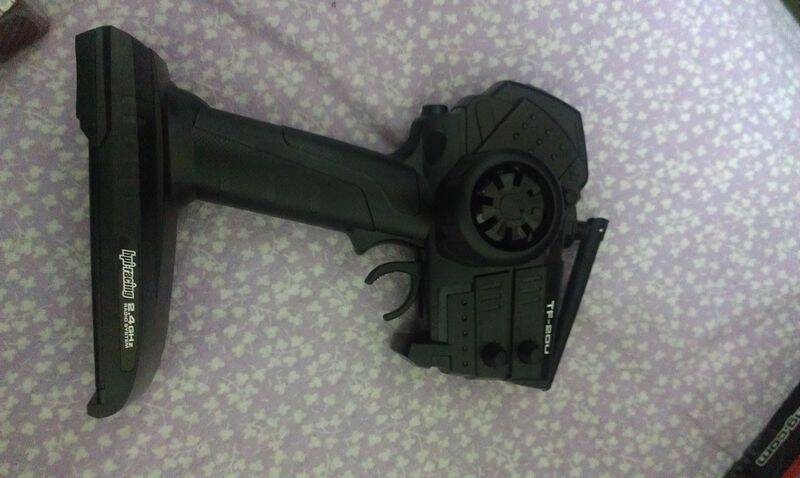 原廠遙控器，附六顆SONY充電電池