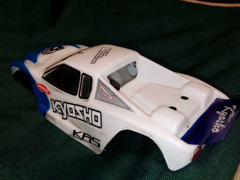 1/16 Kyosho競卡硬殼 300