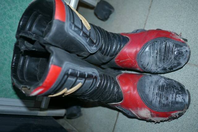 Alpinstar車靴 自取送 塑膠已裂化