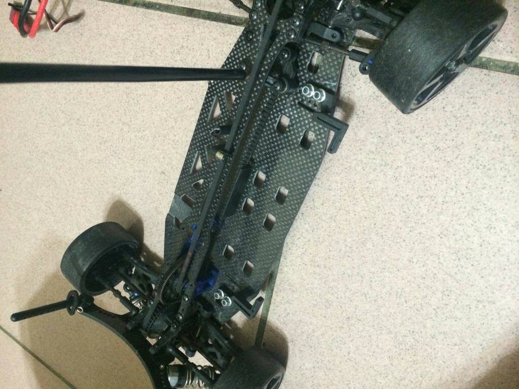 碳纖車身1500含運