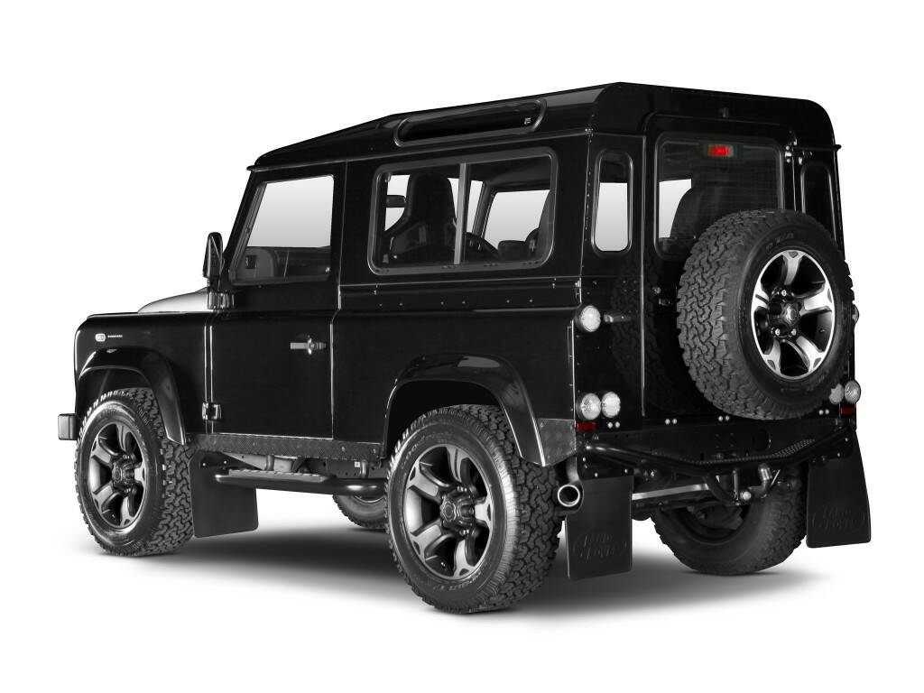 2012_Land_Rover_Defender_90_by_Overfinch_003_4480.jpg