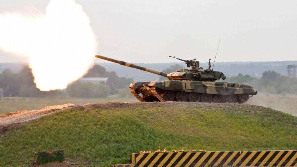 T-90a-Main-Battle-Tanks-768x1366.jpg