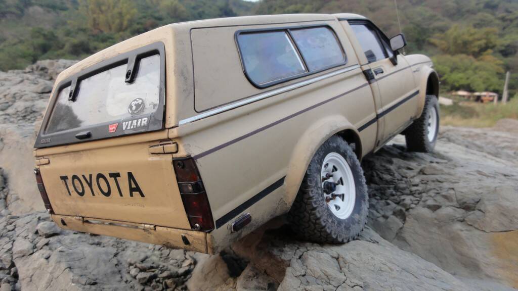 RC4WD Tightfit Truck Topper 