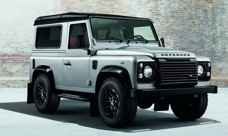 2015-land-rover-defender-black-silver-pack-0.jpg