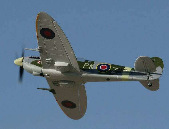 123218_BK_UMX_Spitfire_Mk_IX_RTF_AS3X_403_mm_Parkzone___Horizon_Hobby_PKZU210081.jpg