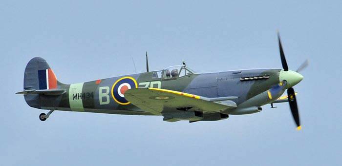 Supermarine,P20Spitfire,P20Mk,P20IX_jpg_pagespeed_ce_ZPjhhlZs5A.jpg