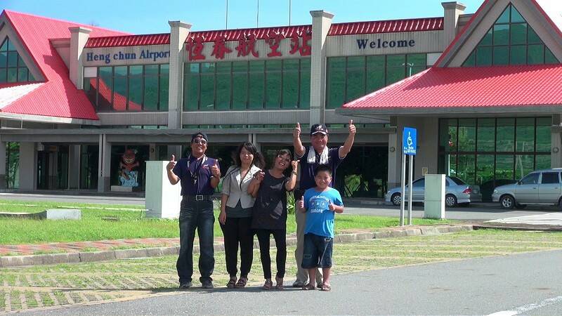 喜孜孜完成任務、順便暢遊南台灣