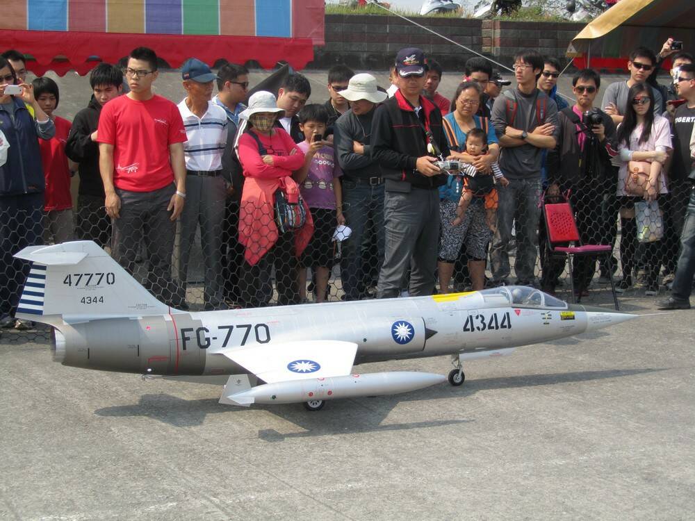 F-104A準備升空表演