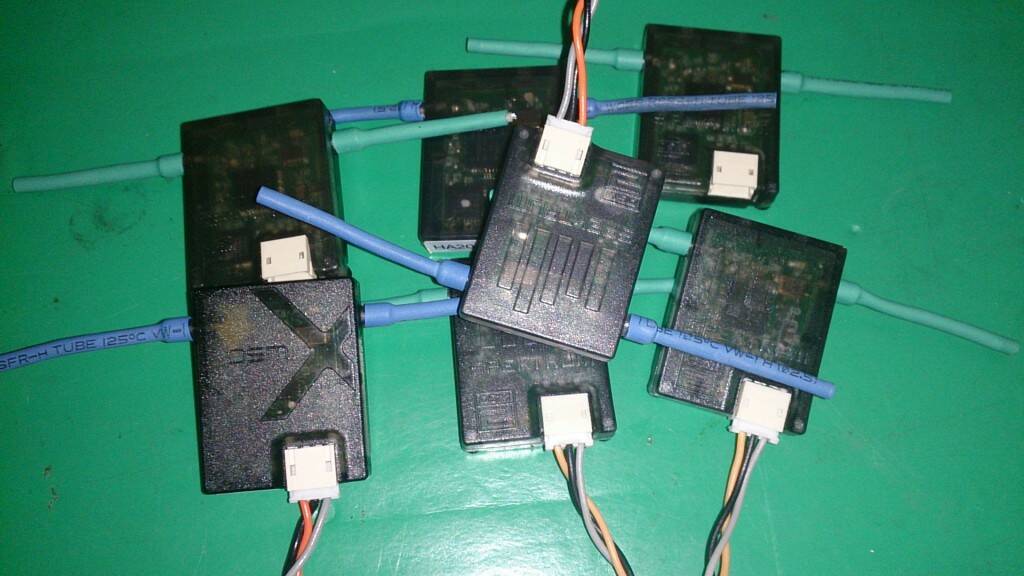 一堆spektrum衛星