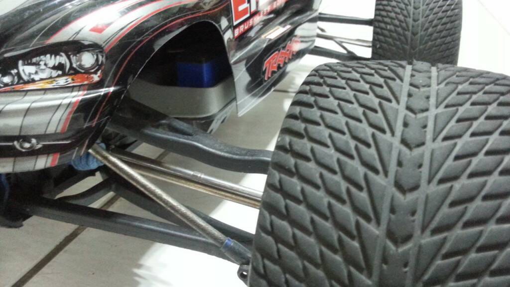 Road Rage 3.8 Street Tires 公路胎及金屬輪傳