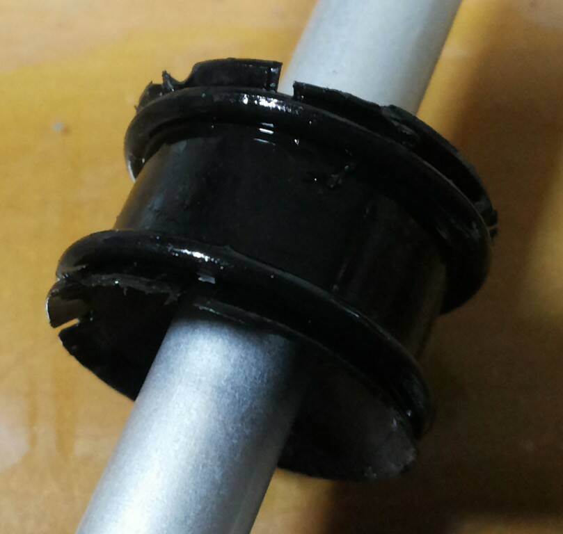 tailBearing.jpg