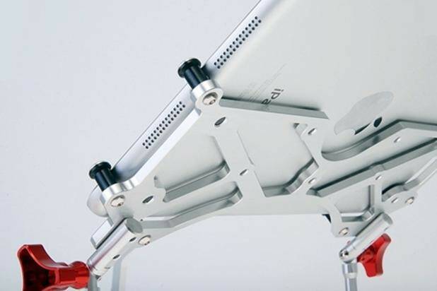 iPad mini station for TX-tray-4.jpg