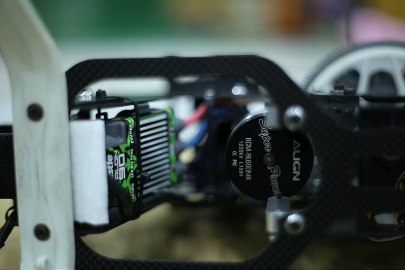 亞拓600mx 1220kv無刷  卡斯特90A電變