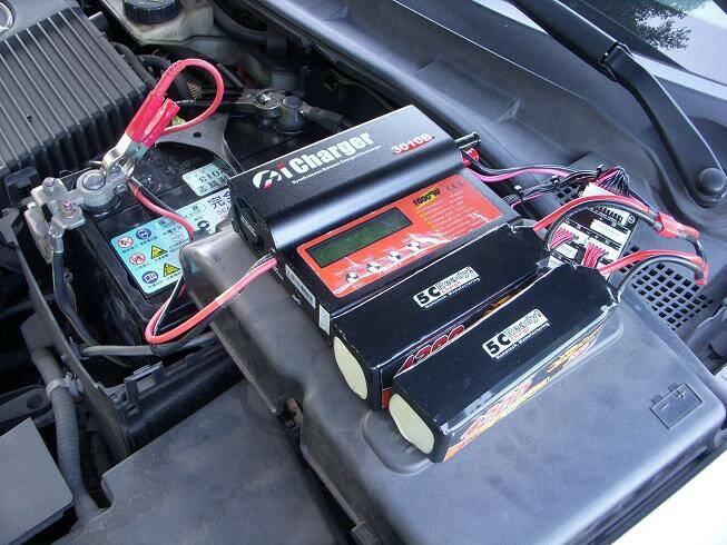 汽車電瓶也不錯用.充電器內設個低電壓自動斷電就好