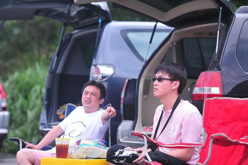 喂~~您 會不會爽過頭 右~~~~