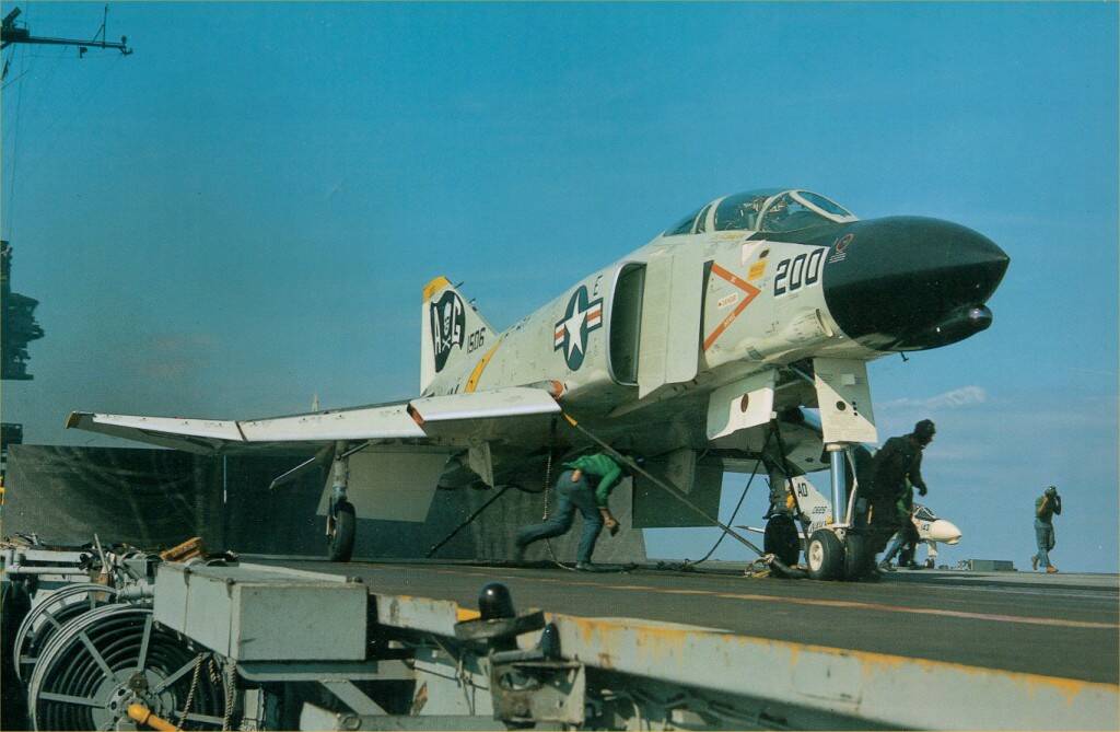 F-4-3.jpg