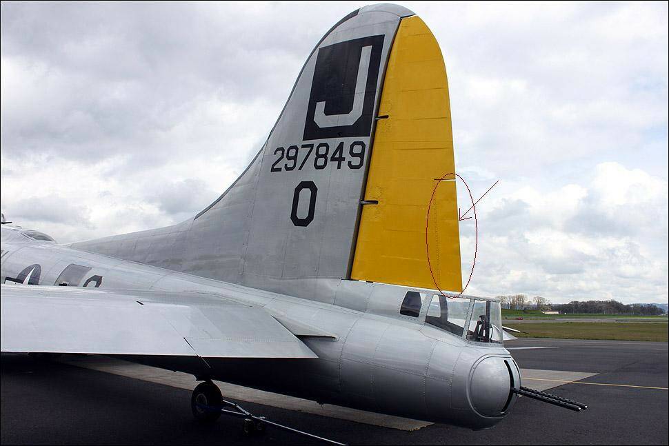 tail_gun970.jpg