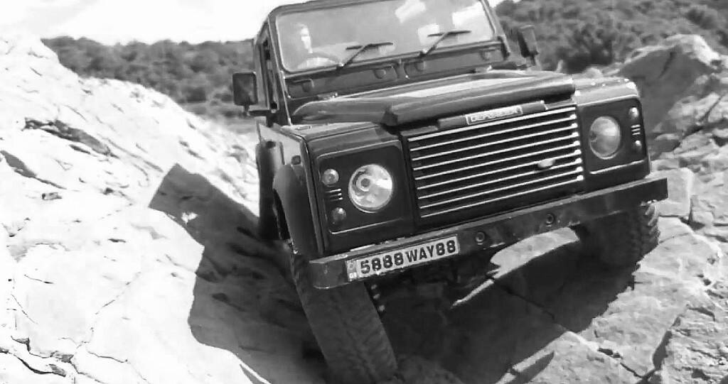 d902 b.jpg