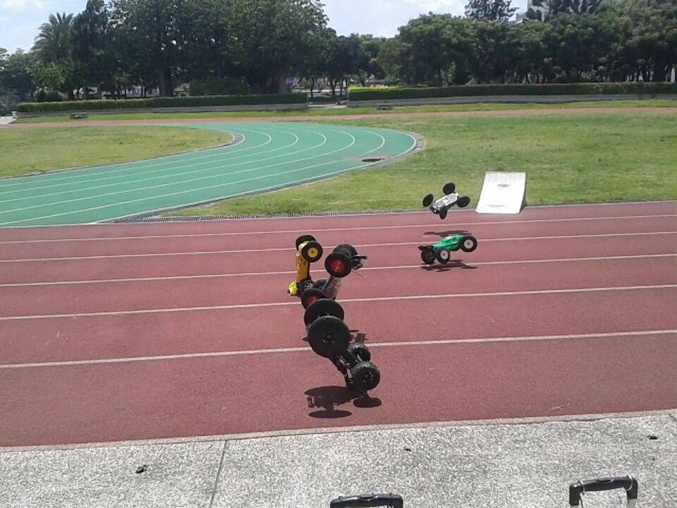 10509586_960017347348853_3837452292602723187_n.jpg