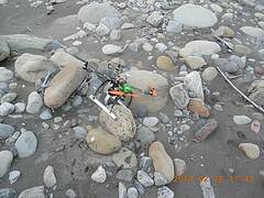 河對岸 墬機地點