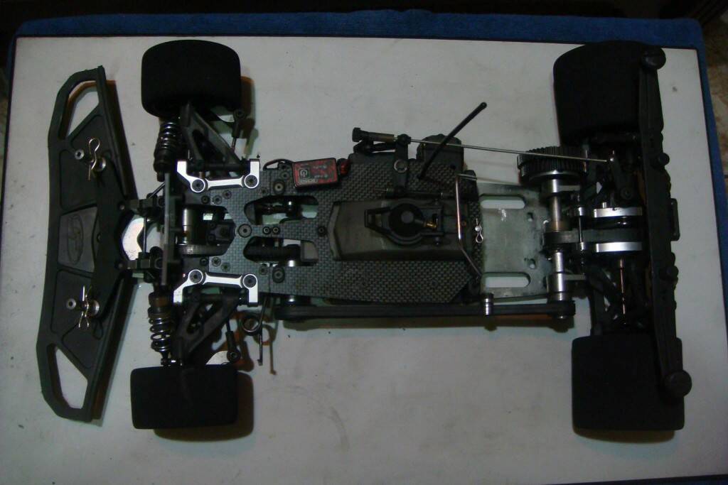 10522669_595950057185827_2118195890_o.jpg