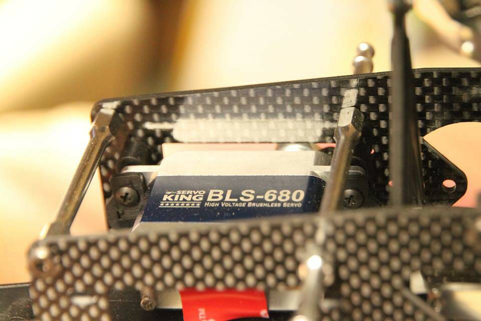 SERVO KING BLS-680-1.jpg
