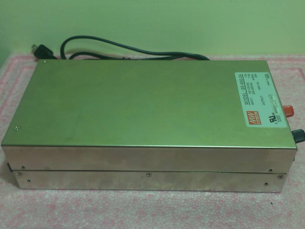 明緯SE600W電源供應器