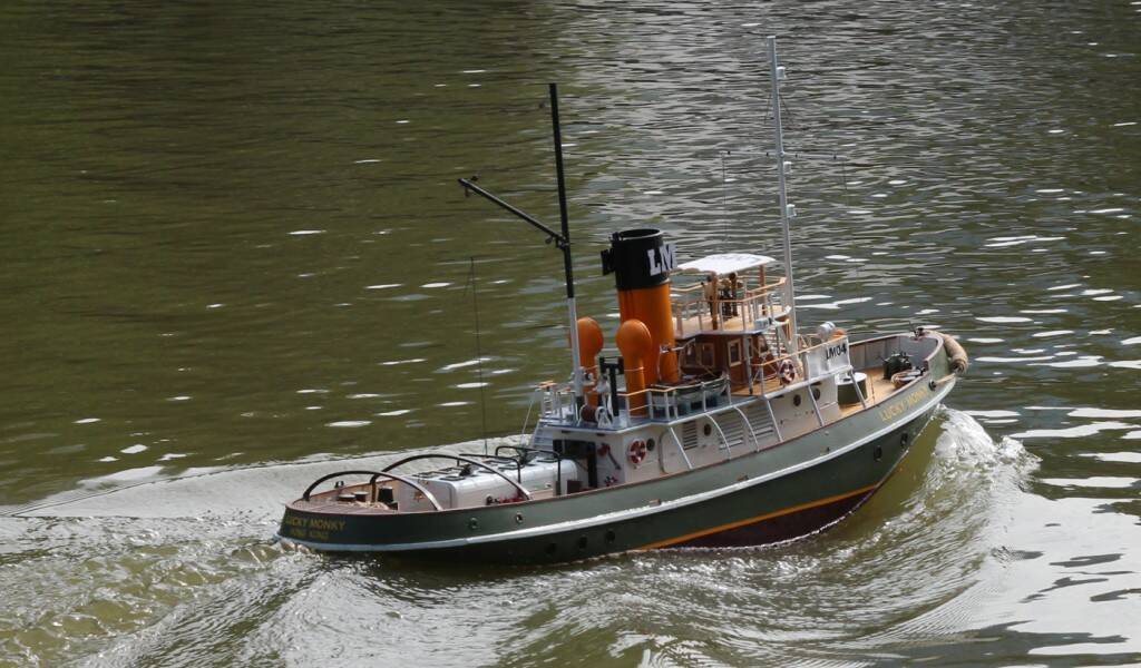 LM04-0034.jpg