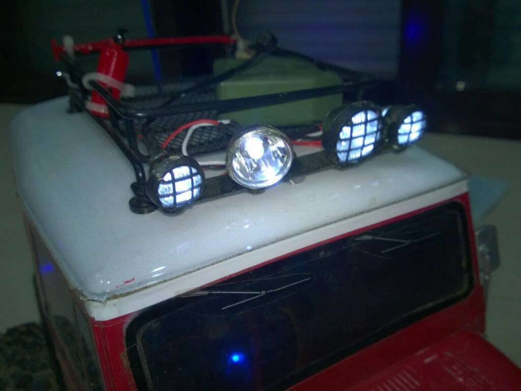 CR-01 車頂燈.jpg