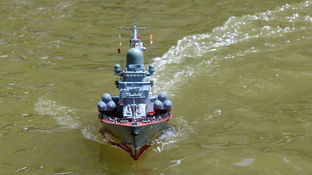 Boat 202.jpg