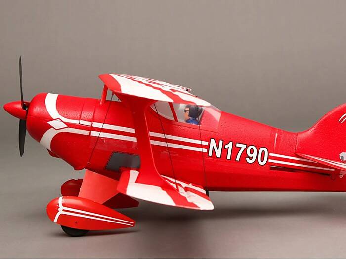 HORIZON-E-flite-UMX-Pitts-S-1S-0-43m-BNF-Basic-094EFLU5250_b_2_700x525.jpg