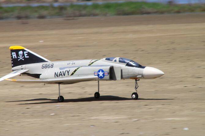 F-4 加速起飛