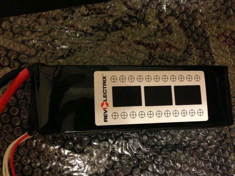 Revolextric_3200mah_2.jpg