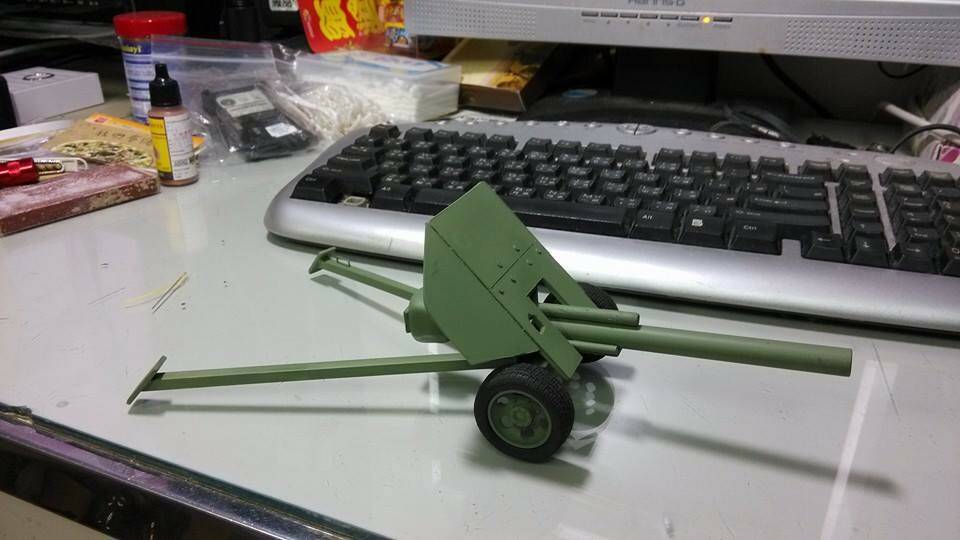 噴上底色
