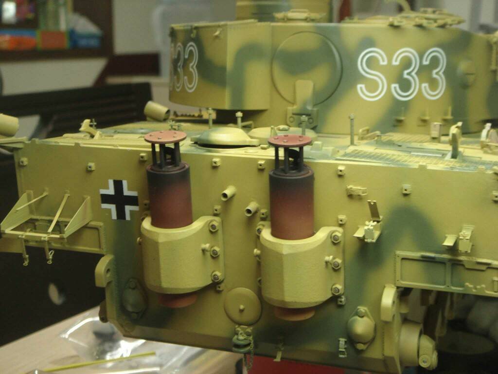 1002-03.jpg