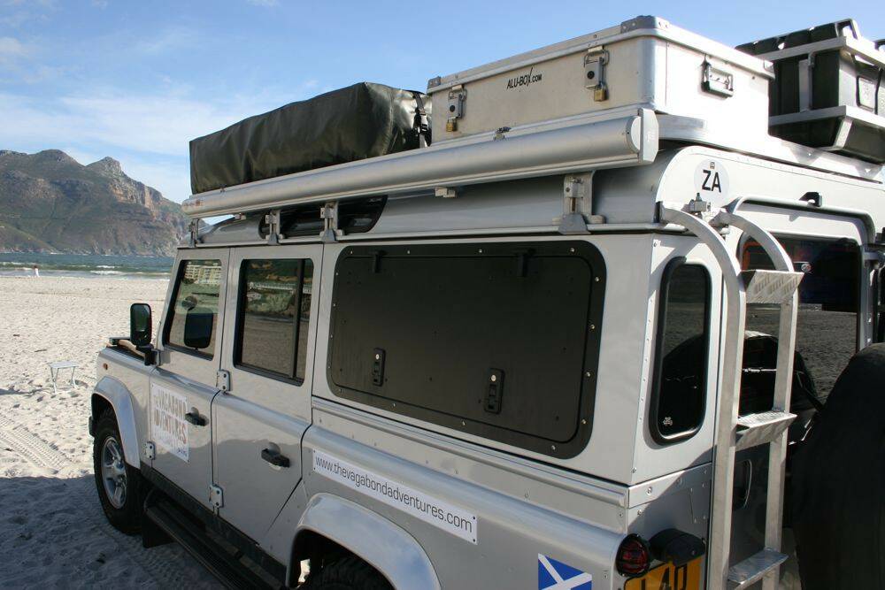 Land-Rover-Defender-110-with-Overland-Kit-rear-side-view.jpg