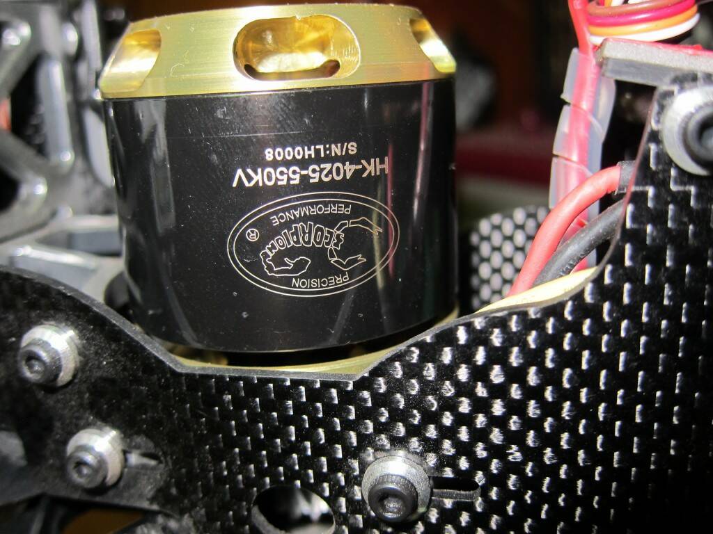 4025 550KV.JPG