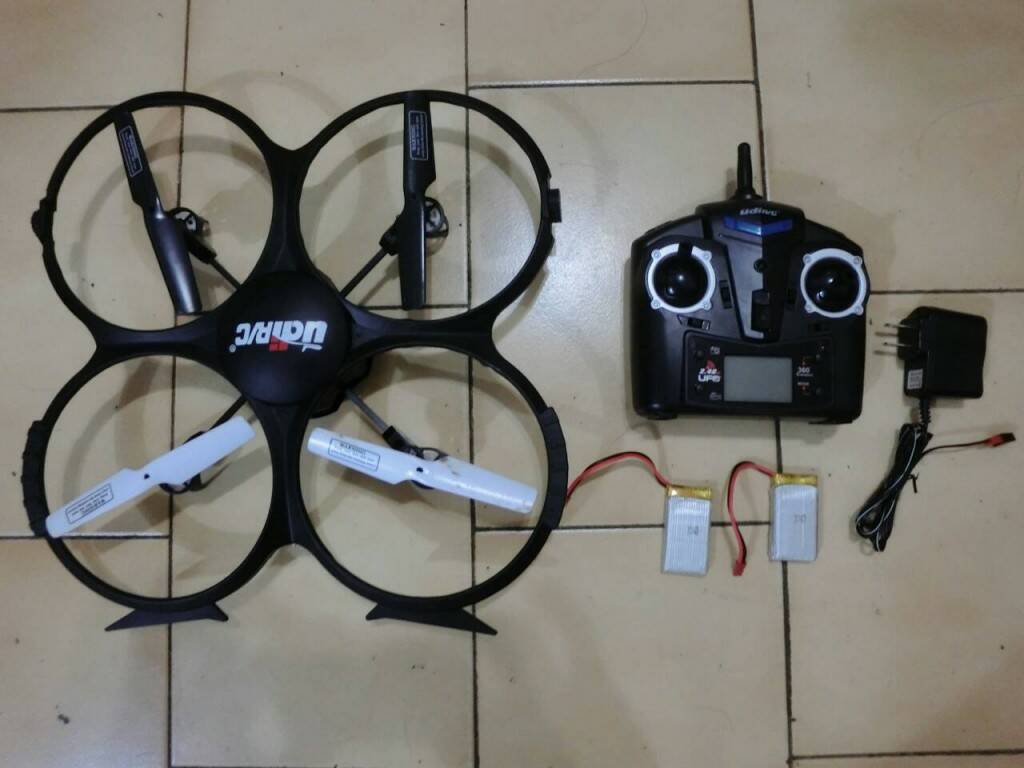 U818A中型四軸飛行器