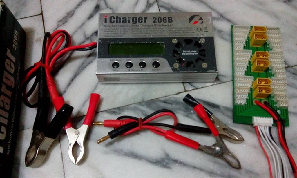 i Cherger 206B-1-1024.jpg