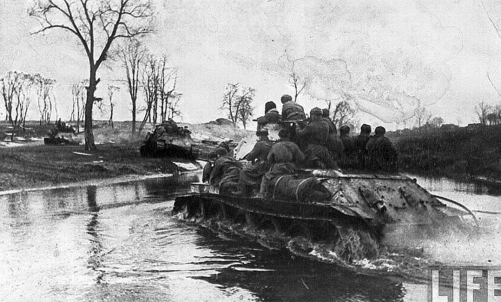 T-34sFording.jpg