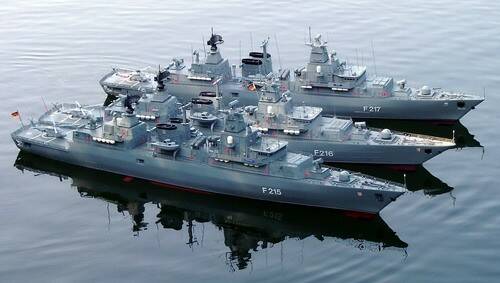 marinemodelle_fregatten01.jpg