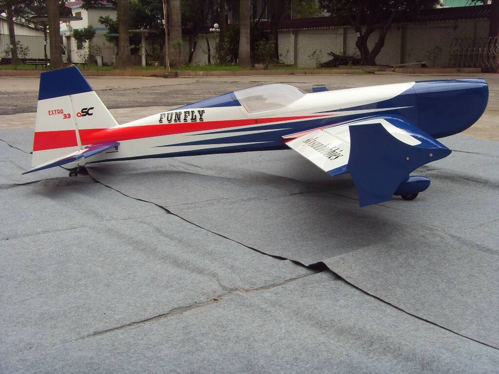 Extra330sc 50cc5.jpg