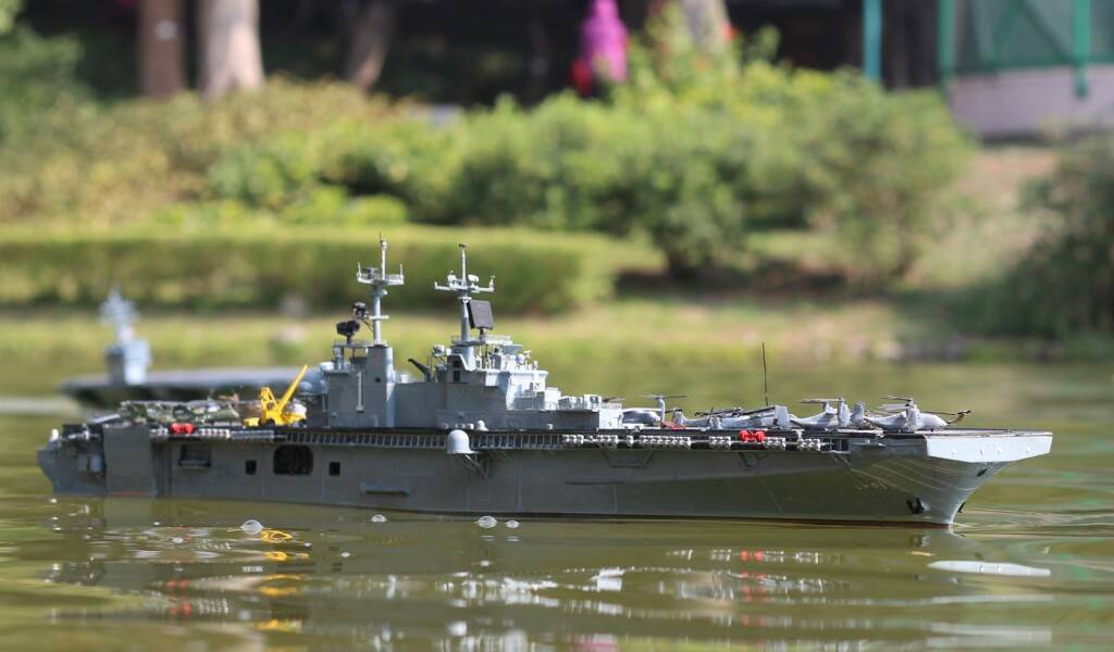Ship 011.jpg