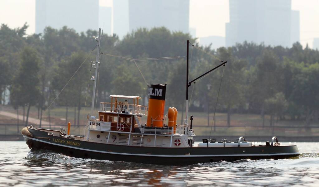 LM04-0220.jpg