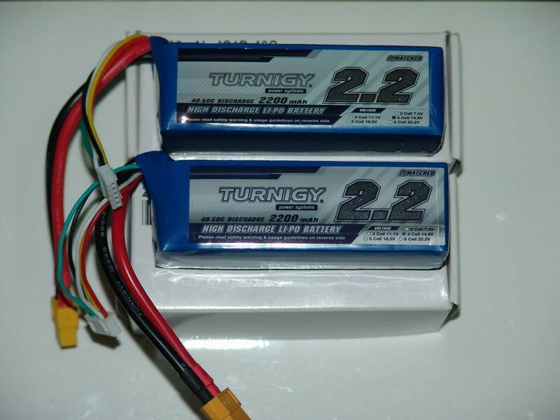 2:TURNINY  4S  2200mah   40C     全新二顆一起1200元含運