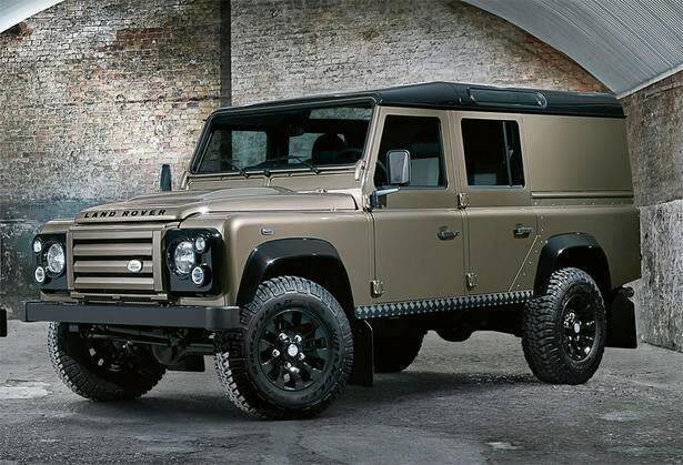 2013-Land-Rover-Defender-90.jpg