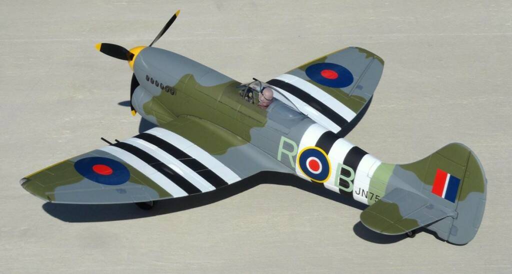 HAWKER3.jpg