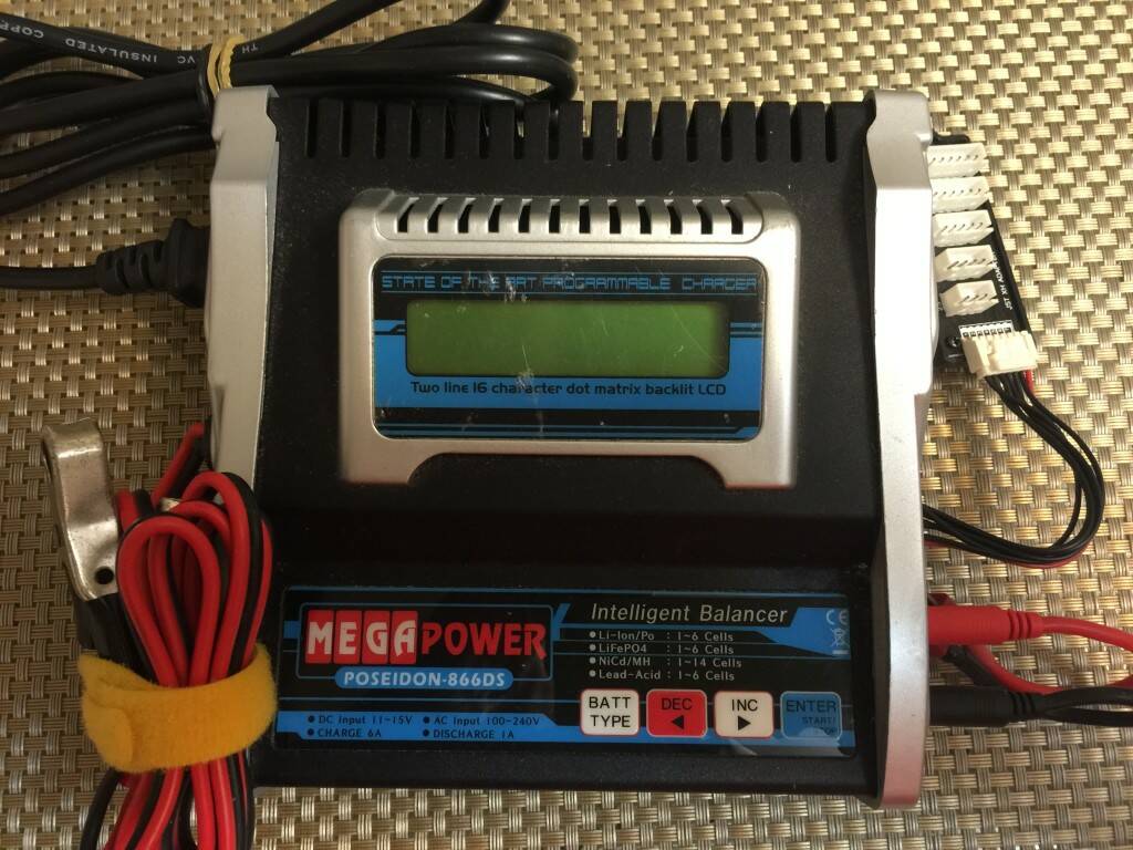 顯示器刮到部分是保護膜還沒撕掉